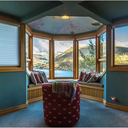 Pencarrow Boutique Lodge-2